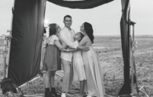 Фото 3: До кінця тижня у Львові можна оглянути ексклюзивну фотовиставку, присвячену захисникам та їх рідним