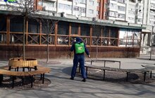 Фото 100: Комунальні служби дезінфікують місто: миють вулиці, тротуари, зупинки транспорту, сходові клітки будинків