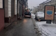 Фото 46: Впродовж дня снігоприбиральна техніка працюватиме в робочому режимі