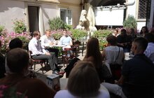 Фото 2: Мер Львова на зустрічі з готельєрами: «Нам потрібно правильно подати Львів туристам»