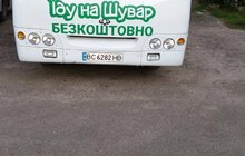 Фото 5: Завтра почнуть курсувати 2 шатл-баси до ринку «Шувар»: пасажирів возитимуть безкоштовно