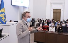 Фото 3: 100 успішних педагогів Львова отримали по 25 тисяч гривень