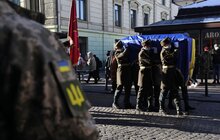 Фото 1: У Львові перепоховали останки кіборга Олександра Бондара