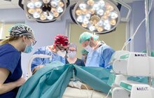Фото 2: Хірурги зі США прооперували хлопчика, батько якого загинув, захищаючи Україну