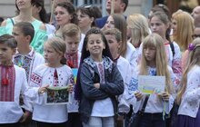 Фото 12: Урочисте підняття Державного Прапора України