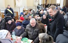 Фото 9: У Львові відбувся великий Різдвяний обід з потребуючими