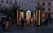 Фото 6: Понад 2000 імен полеглих Героїв: на площі Ангелів у Львові відкрили «Колони пам’яті»