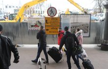 Фото 6: Реконструкція пл. Двірцевої: тривають роботи з влаштування каналізаційного колектора, а з 25 березня закривають проїзд до Автостанції