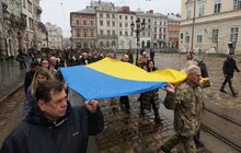 Фото 4: Над вежею львівської Ратуші урочисто підняли національний прапор