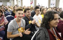 Фото 6: Мер Львова привітав учасників конференції YouthSpeak Forum