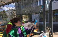 Фото 7: У Львові і приєднаних громадах помиють понад 400 павільйонів зупинок