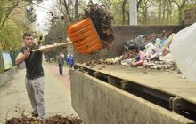 Фото 10: До прибирання міста в рамках кампанії «З нами місто розквітає» долучилось понад 4,6 тис людей