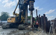 Фото 4: Перші буронабивні палі нового шляхопроводу на вул. Шевченка — Ковча вже влаштували: робота триває