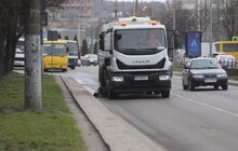 Фото 15: Сьогодні на вулицях Львова працюють порохотяги і водовозки: миють дороги і тротуари
