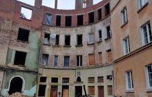 Фото 9: Мурують комини, монтують вікна та заливають перекриття: на вул. Стрийській тривають аварійно-відновлювальні роботи у знищених обстрілами будинках
