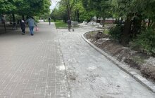 Фото 6: У сквері біля ліцею №46 облаштовують простір пам'ять полеглого захисника Івана Тимціва