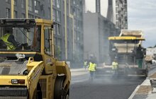 Фото 4: Вулиця Залізнична вже з верхнім шаром асфальту від квазікільця на вул. Шевченка до вул. Ясної