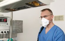 Фото 8: Австрійський отоларинголог проконсультував 40 та прооперував 12 діток у Львові