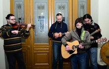 Фото 2: А. Садовий: «Тепло, яке йде від іграшок, що Ви зробили своїми руками, - це тепло Ваших сердець»