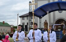Фото 33: Сьогодні на парафії св. Папи Івана Павла ІІ освятили пам’ятник на його честь