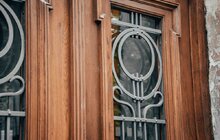 Фото 6: У будинку на вул. Смольського, 7 відреставрували історичну браму