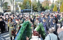 Фото 3: «Сьогодні ми прощаємося з великим українцем, великим львів’янином. Його слово завжди потрапляло у ціль», - А. Садовий