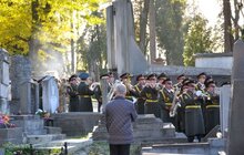 Фото 18: «Сьогодні ми прощаємося з великим українцем, великим львів’янином. Його слово завжди потрапляло у ціль», - А. Садовий