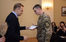 Фото 5: «19 ордерів на житло ми сьогодні вручили родинам учасників АТО», - А. Садовий