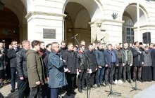 Фото 7: У центрі Львова урочисто заспівали Гімн України