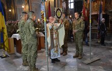 Фото 3: Сьогодні у Гарнізонному храмі відбулася молитва за українських солдат