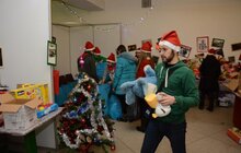 Фото 4: Фабрика святого Миколая просить небайдужих водіїв допомогти розвезти подарунки дітям