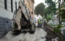 Фото 6: На верхній алеї вулиці Коперника облаштовують нову пішохідно-велосипедну доріжку