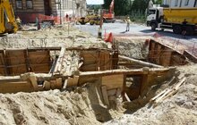 Фото 6: На перехресті вул. Личаківська-Мечникова розпочали встановлювати трамвайні плити