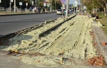 Фото 7: На вул. Княгині Ольги розпочали роботи з будівництва велосипедної доріжки та хідників