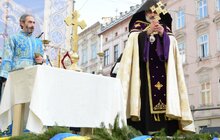 Фото 15: Сьогодні на площі Ринок традиційно освятили воду