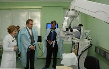 Фото 5: Для медичного центру «Мікрохірургія ока» 8-ї міської клінічної лікарні за кошти міста придбано надсучасний факоемульсифікатор