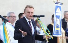 Фото 3: У Львові урочисто святкують закінчення навчального року у школах