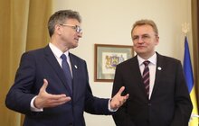 Фото 9: Підписання угода про співпрацю між міськими управліннями щодо енергетичної оптимізації окремих районів міста Рясне 1, Рясне 2 та Кам’янка