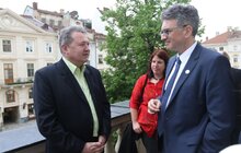 Фото 16: Підписання угода про співпрацю між міськими управліннями щодо енергетичної оптимізації окремих районів міста Рясне 1, Рясне 2 та Кам’янка