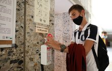 Фото 15: До кінця року в школі № 72 добудують басейн