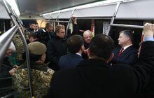 Фото 6: Делегація на чолі з Президентом проїхалась львівським електробусом