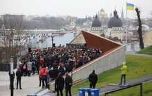 Фото 7: День Гідності та Свободи: на Меморіалі пам’яті Героїв Небесної Сотні запалили лампадки