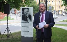 Фото 13: На пл. Яцека Куроня відкрили інформаційну таблицю в пам’ять про великого прихильника України