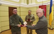 Фото 5: Міністр оборони України відзначив львівських волонтерів нагородами Міноборони