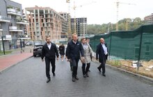 Фото 1: Мер Львова оглянув будівництво дитячого садочка на вулиці Малоголосківській