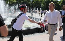 Фото 1: У Львові стартував благодійний велопробіг заради онкохворих дітей — мер міста обіцяв подвоїти суму, яку зберуть під час велопробігу