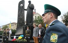 Фото 11: У Львові відзначили 22-гу річницю Конституції України