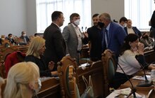 Фото 19: «Мені соромно за наших львівських депутатів», — А. Садовий