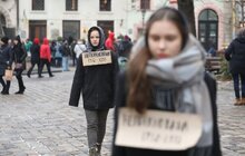 Фото 5: «Непораховані з 1932»: у Львові на площі Ринок організували акцію до Дня пам’яті жертв Голодомору