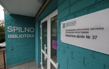 Фото 28: У День бібліотек у Львові відкрили оновлену SPILNO бібліотеку
